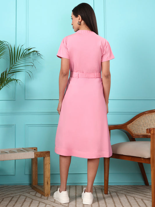 Cotton V-Neck dress with a waist tie-up