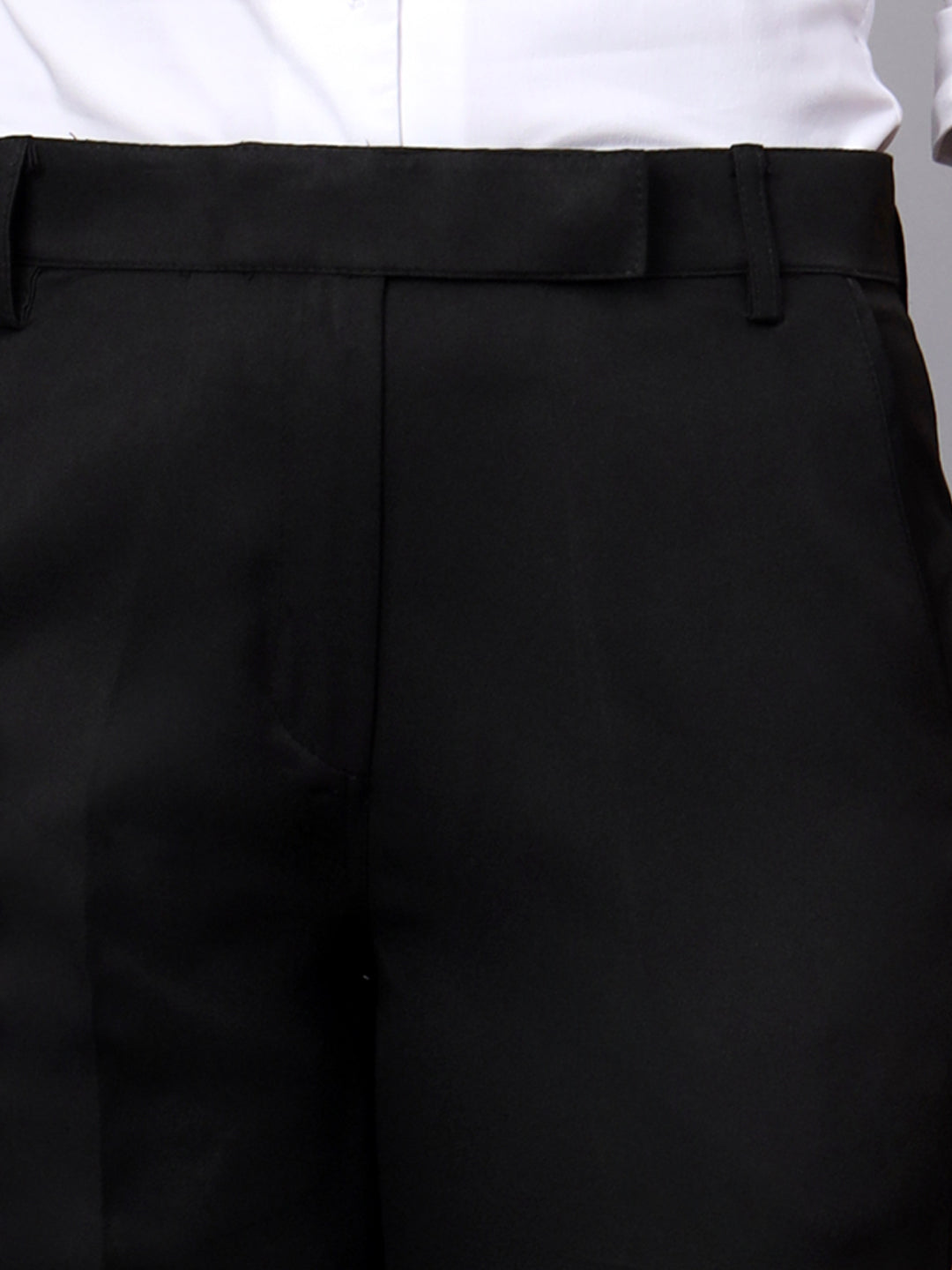 Women Mid-Rise Relaxed Straight Leg Cropped Trousers