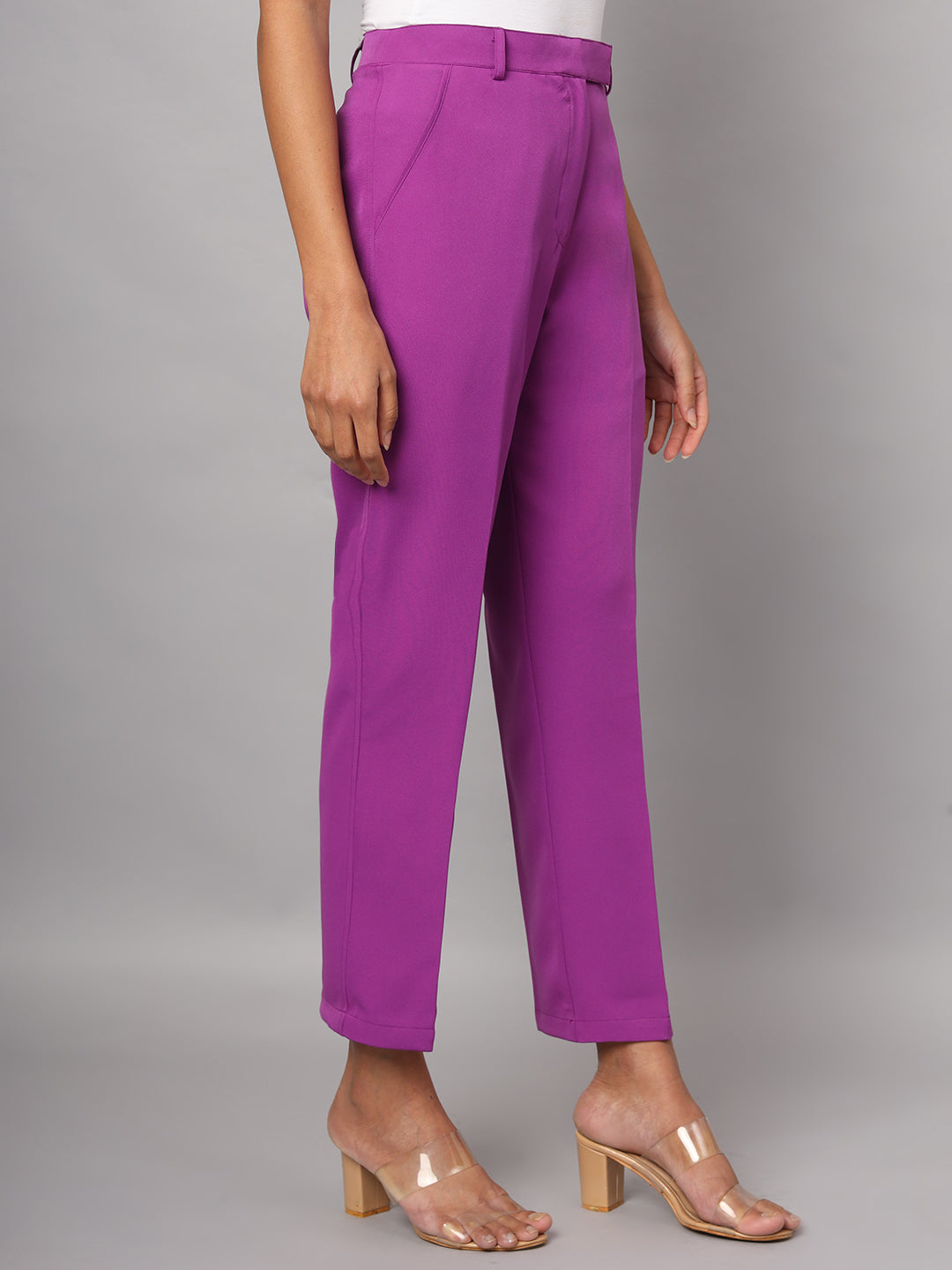 Women Mid-Rise Relaxed Straight Leg Cropped Trousers