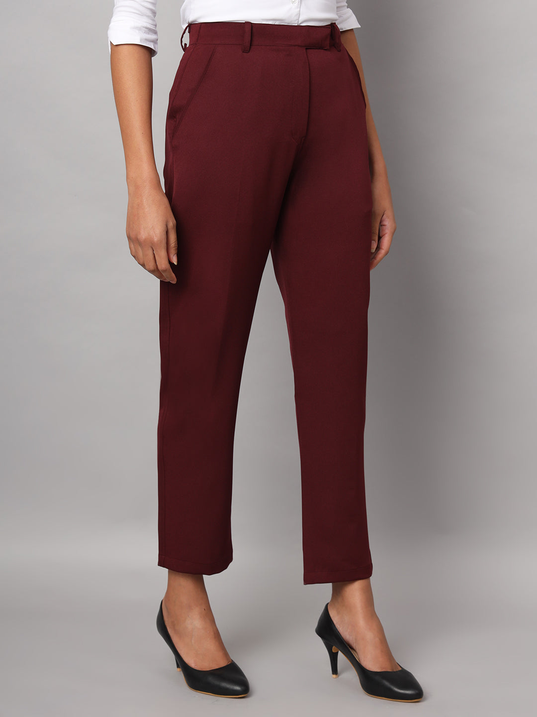 Women Mid-Rise Relaxed Straight Leg Cropped Trousers