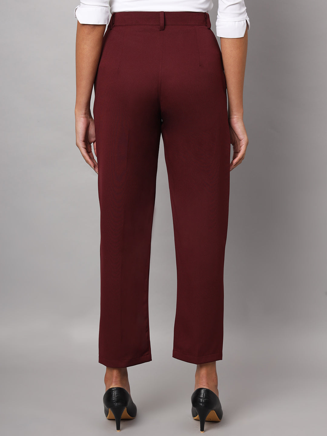 Women Mid-Rise Relaxed Straight Leg Cropped Trousers