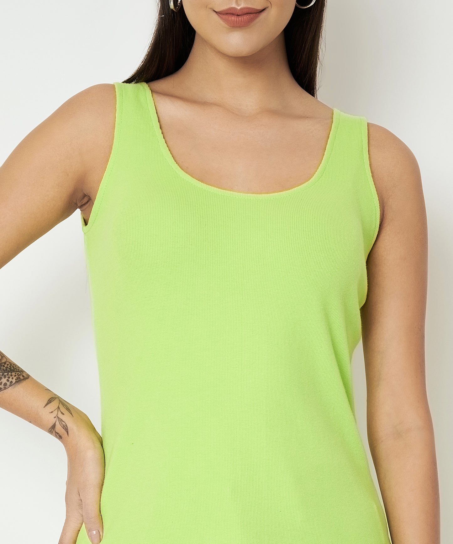 BRINNS Women's Cotton Solid Non-Padded Round Neck Camisole
