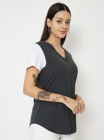 BRINNS Women Solid V-Neck Pure Cotton T-shirt