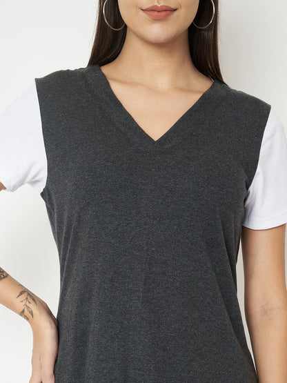 BRINNS Women Solid V-Neck Pure Cotton T-shirt