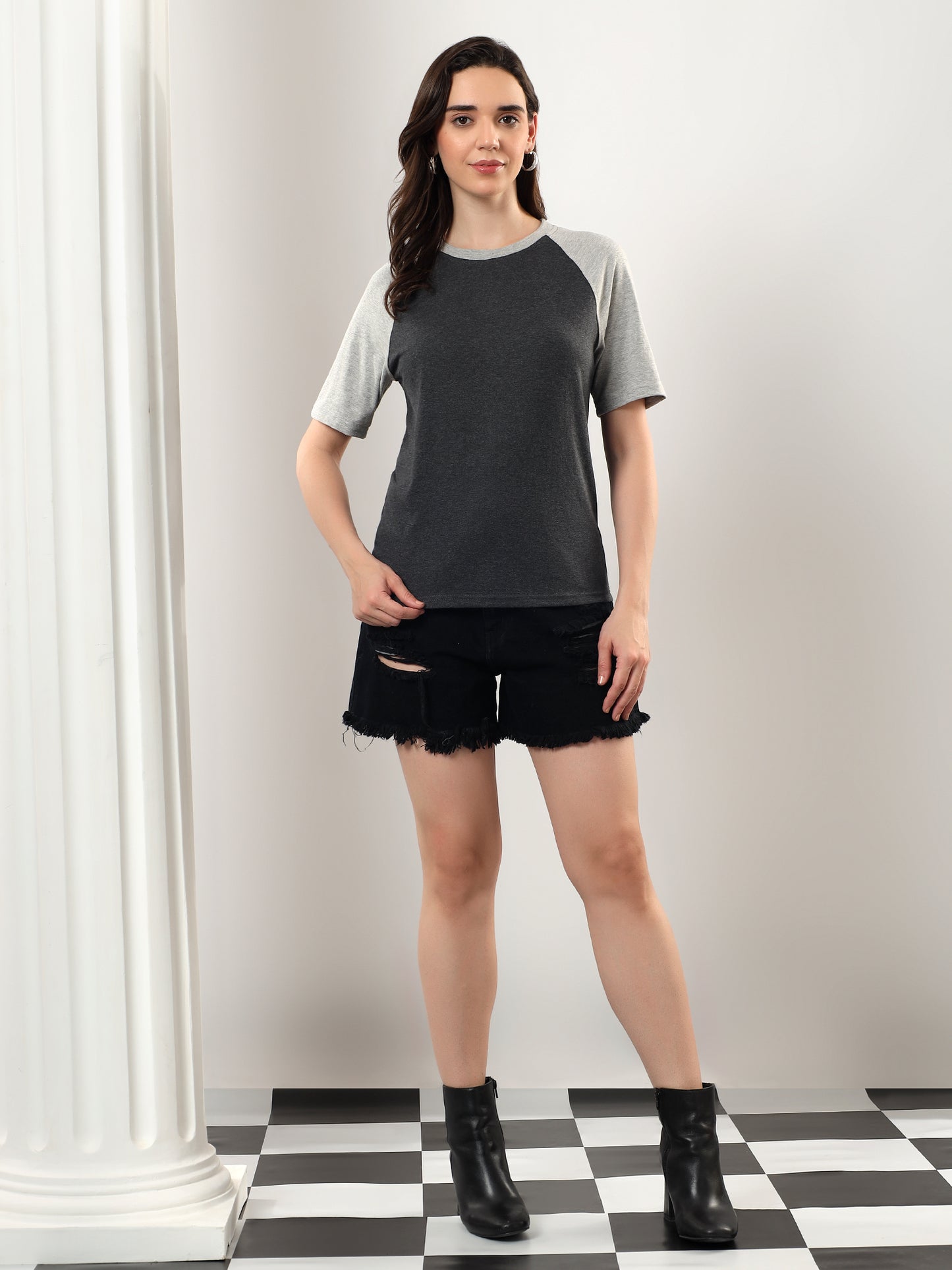 BRINNS Women Solid Raglan Sleeves Round Neck Cotton T-shirt
