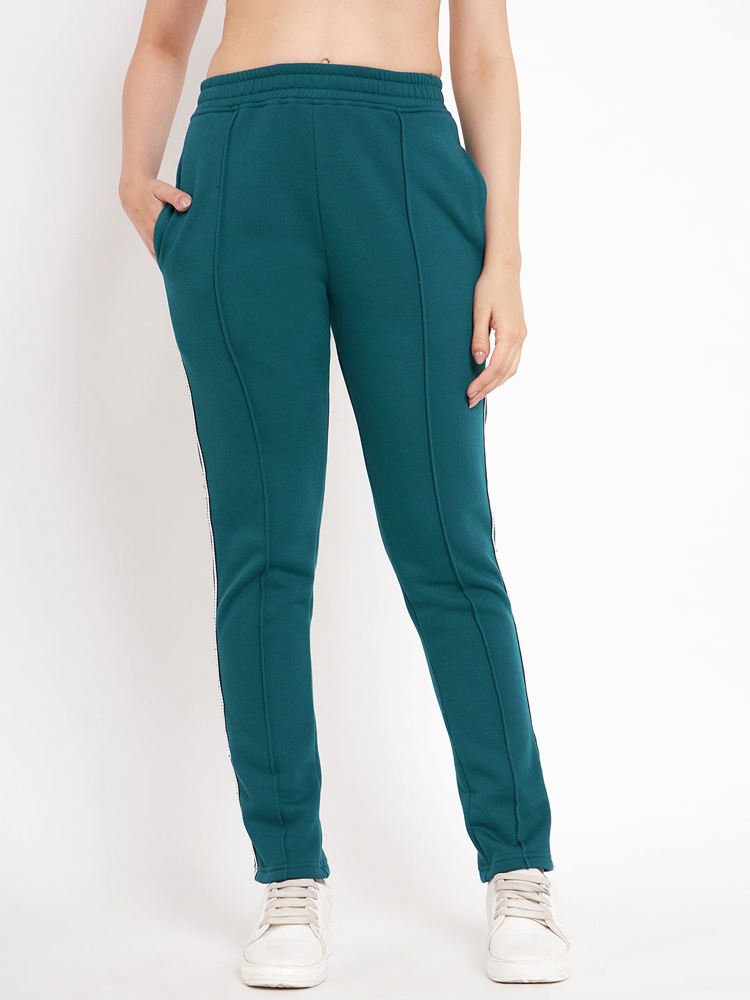Women Mid-Rise Knitted Sports Track Pant with Pockets