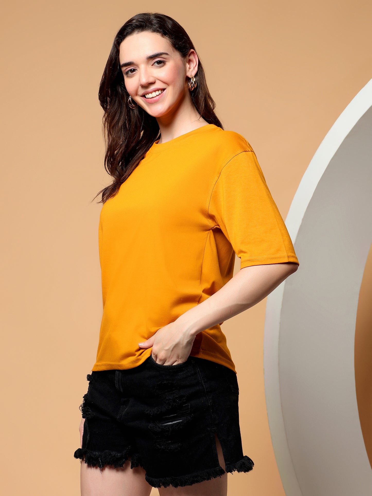 BRINNS Women Solid Round Neck Cotton T-shirt