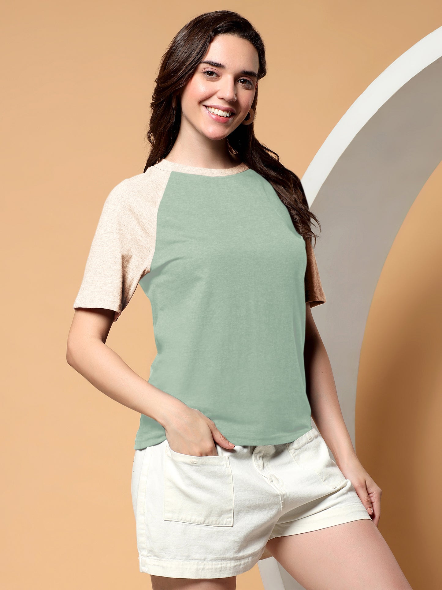 BRINNS Women Solid Raglan Sleeves Round Neck Cotton T-shirt