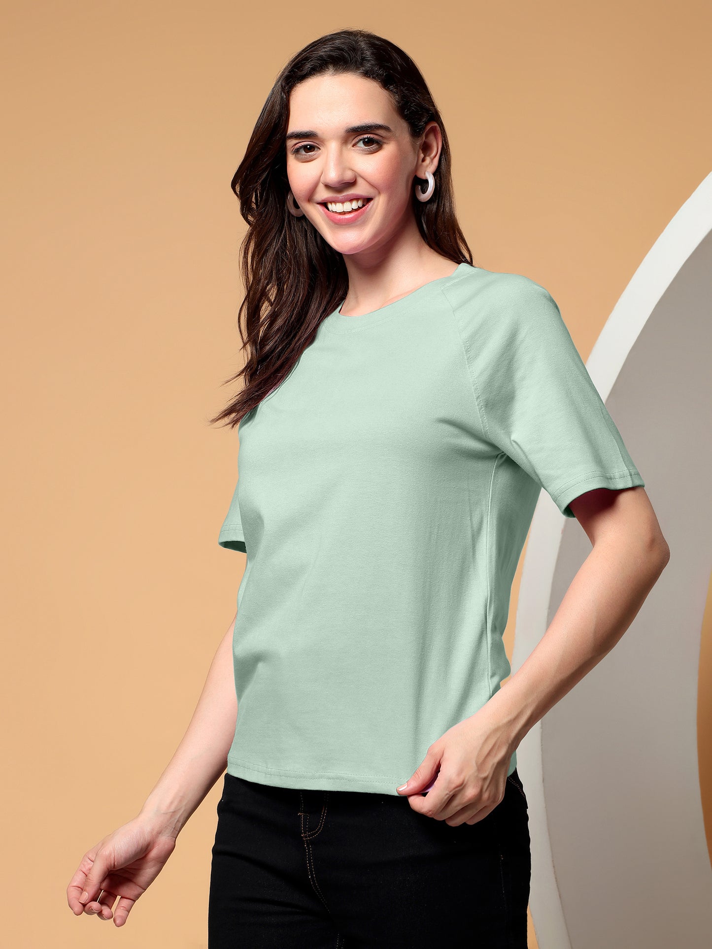 BRINNS Women Solid Raglan Sleeves Round Neck Cotton T-shirt