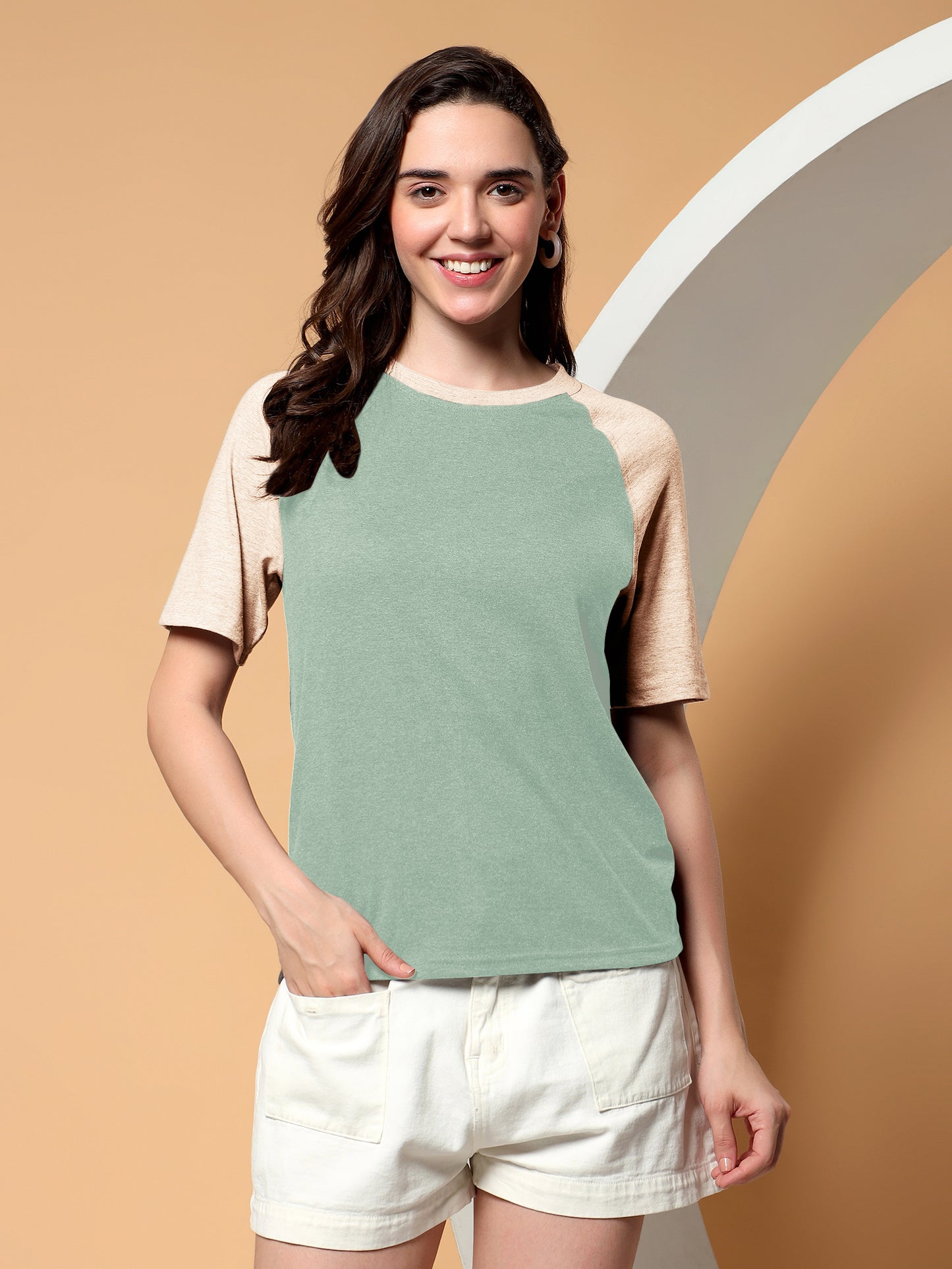 BRINNS Women Solid Raglan Sleeves Round Neck Cotton T-shirt
