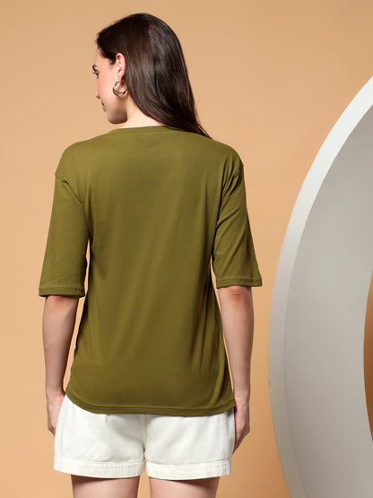 BRINNS Women Solid Round Neck Cotton T-shirt