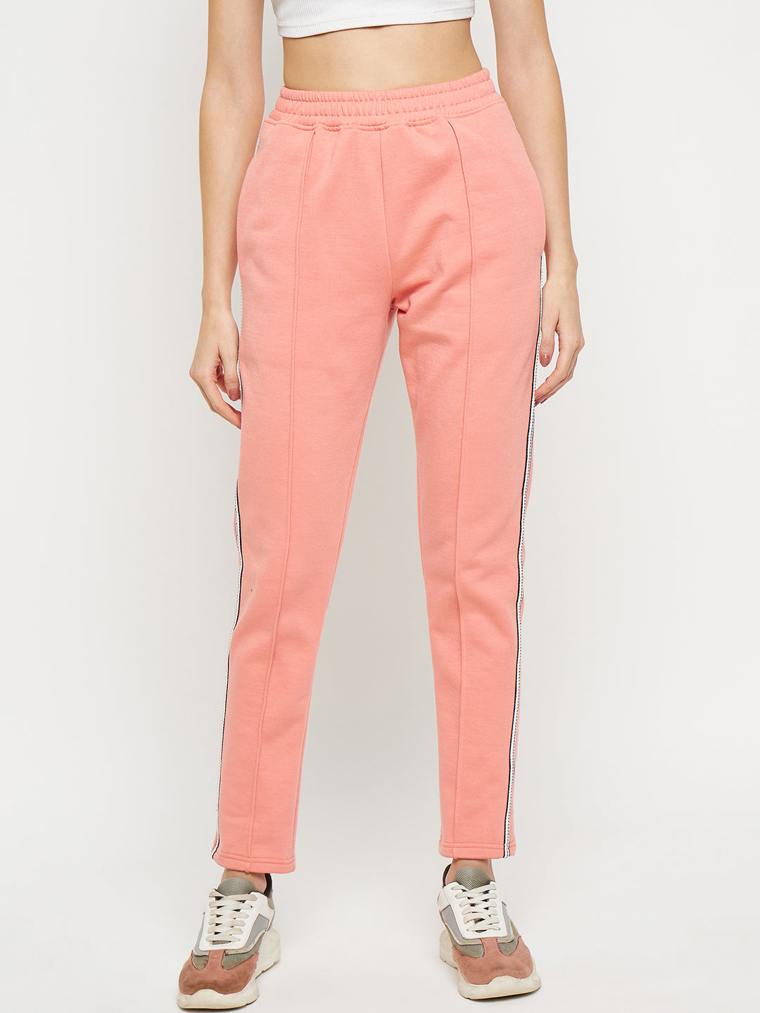Women Mid-Rise Knitted Sports Track Pant with Pockets