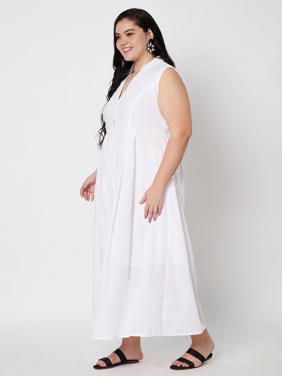 Plus Size Mandairan Coller Fit And Flare Maxi Dress
