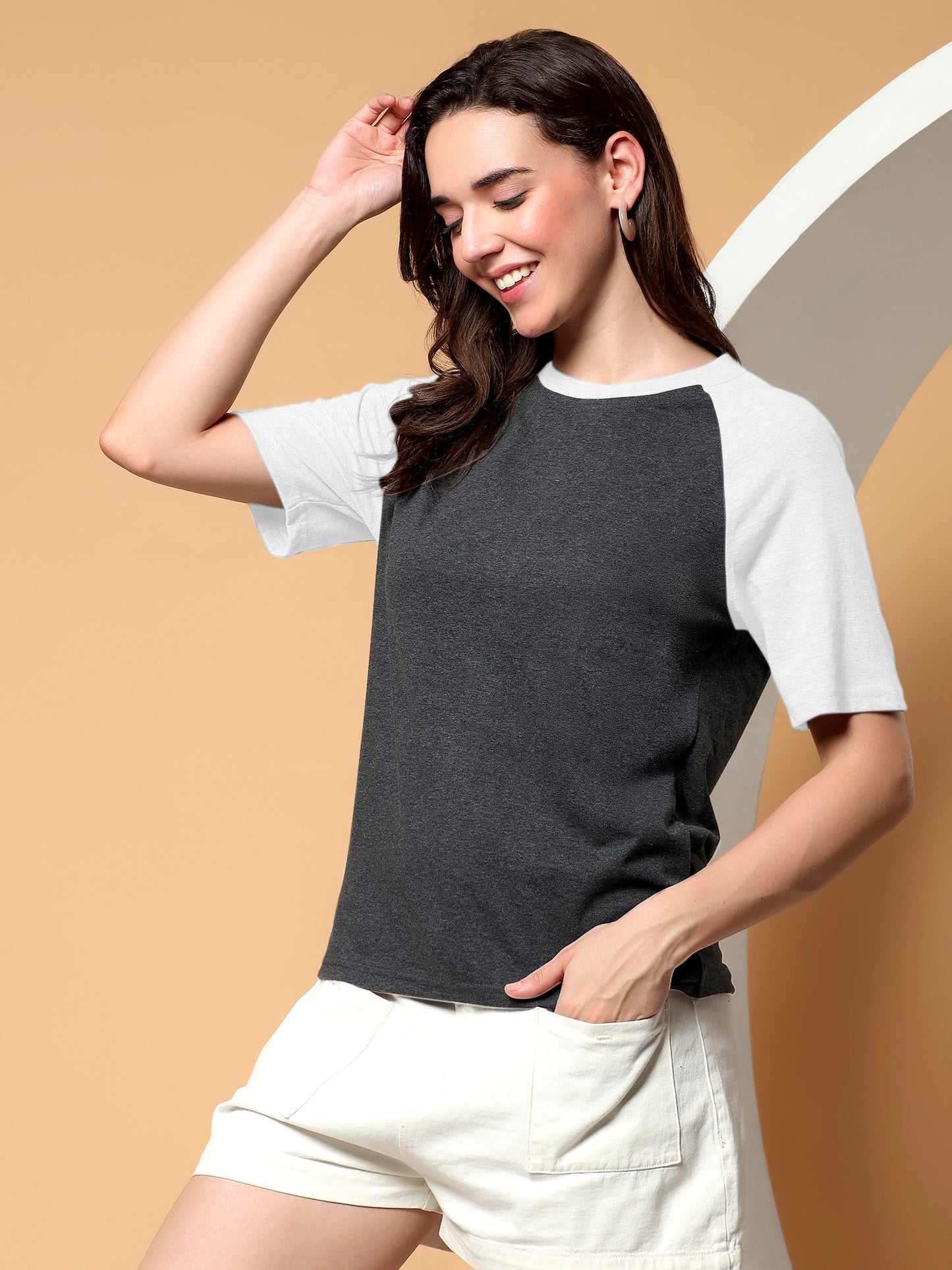 BRINNS Women Solid Raglan Sleeves Round Neck Cotton T-shirt