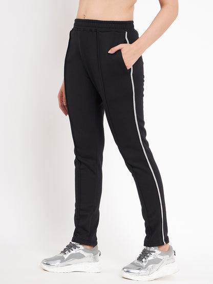 Women Mid-Rise Knitted Sports Track Pant with Pockets
