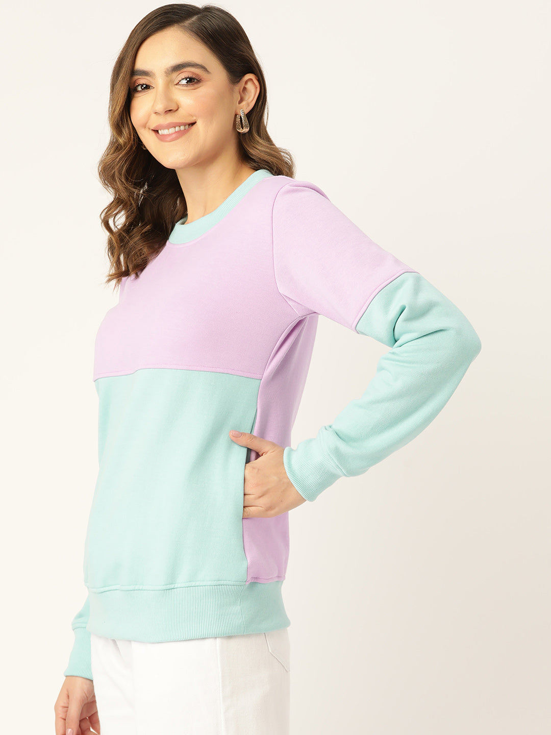 Colourblocked Pullover Sweatshirt