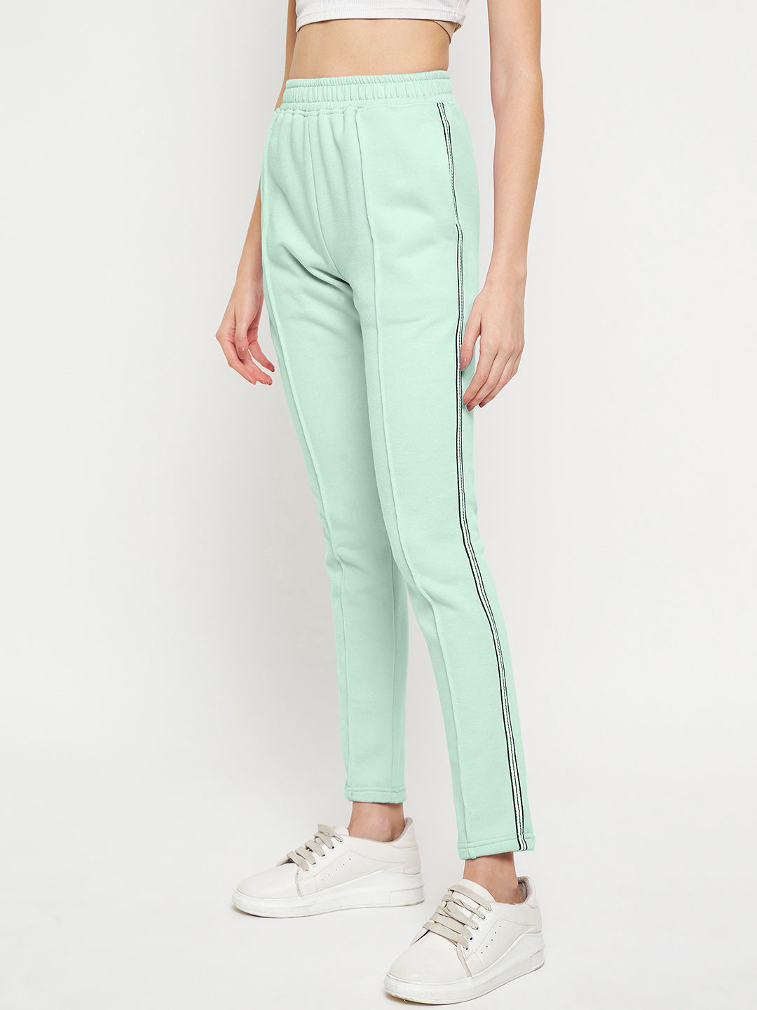 Women Mid-Rise Knitted Sports Track Pant with Pockets
