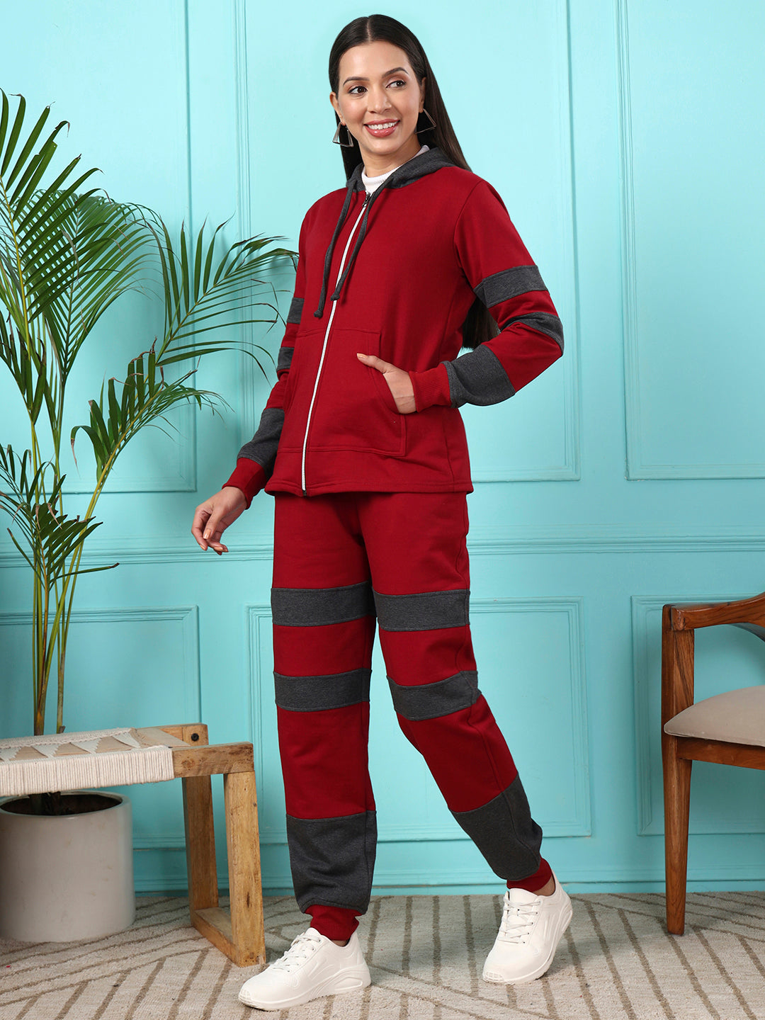 Colourblocked Hooded Sweatshirt & Joggers Co-Ords