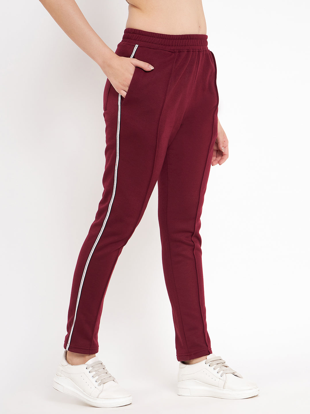 Women Mid-Rise Knitted Sports Track Pant with Pockets