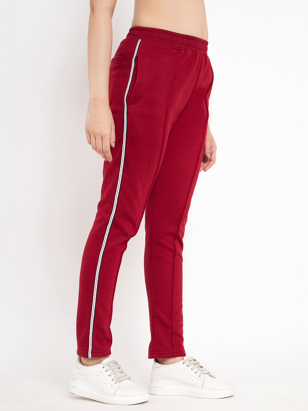 Women Mid-Rise Knitted Sports Track Pant with Pockets