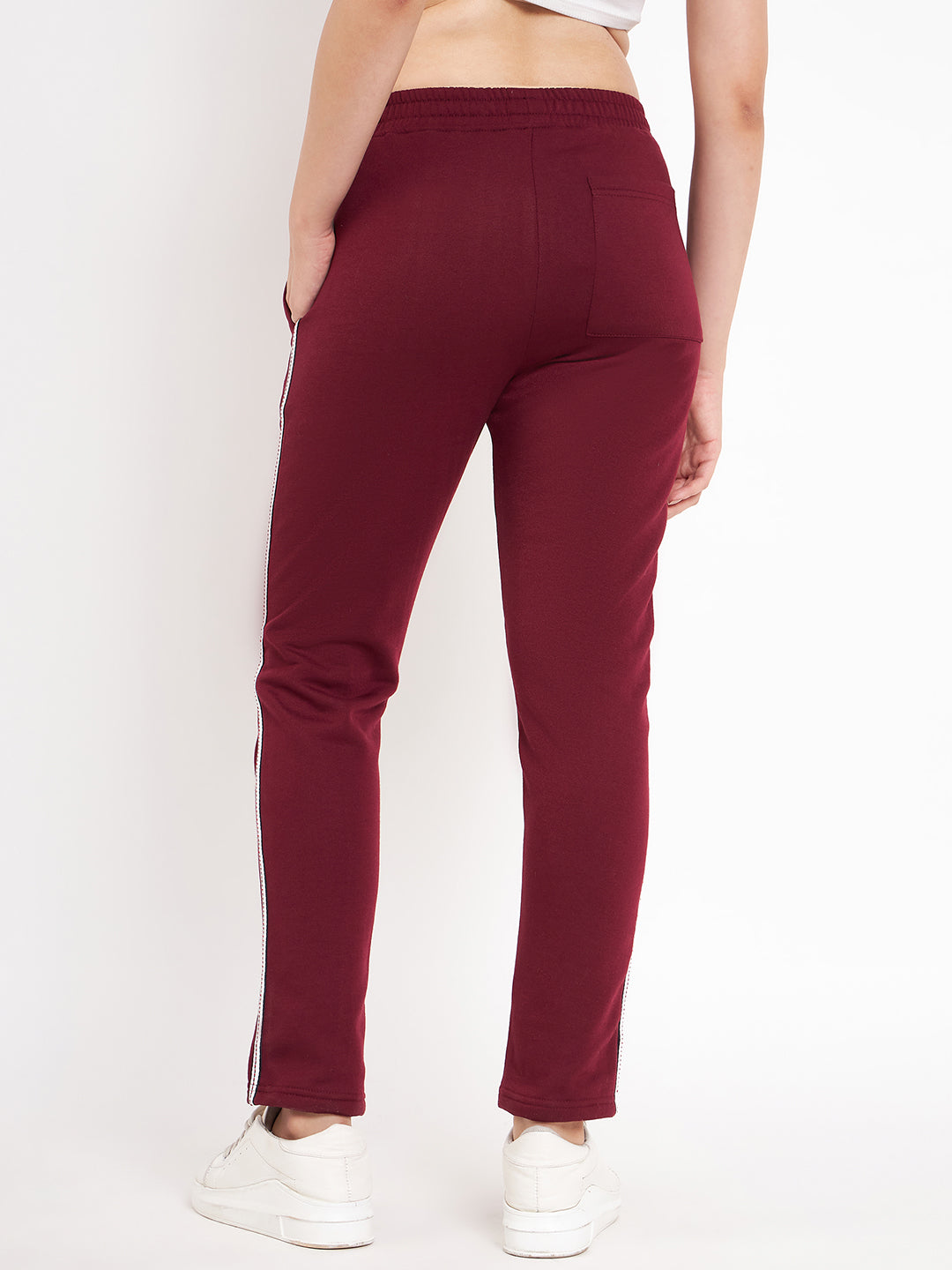 Women Mid-Rise Knitted Sports Track Pant with Pockets
