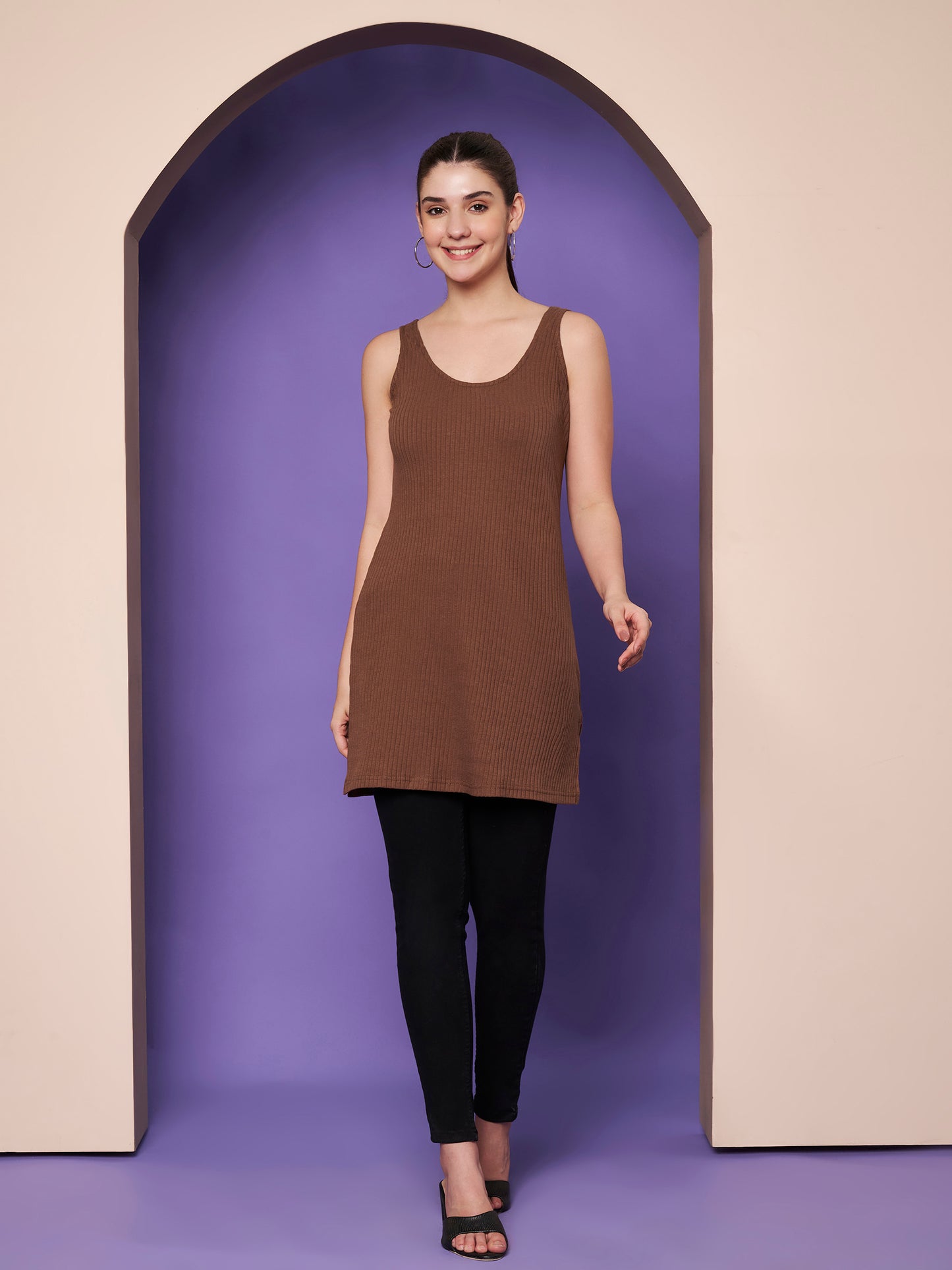 BRINNS Women Scoop Neck Sleeveless bodycon Mini Dress