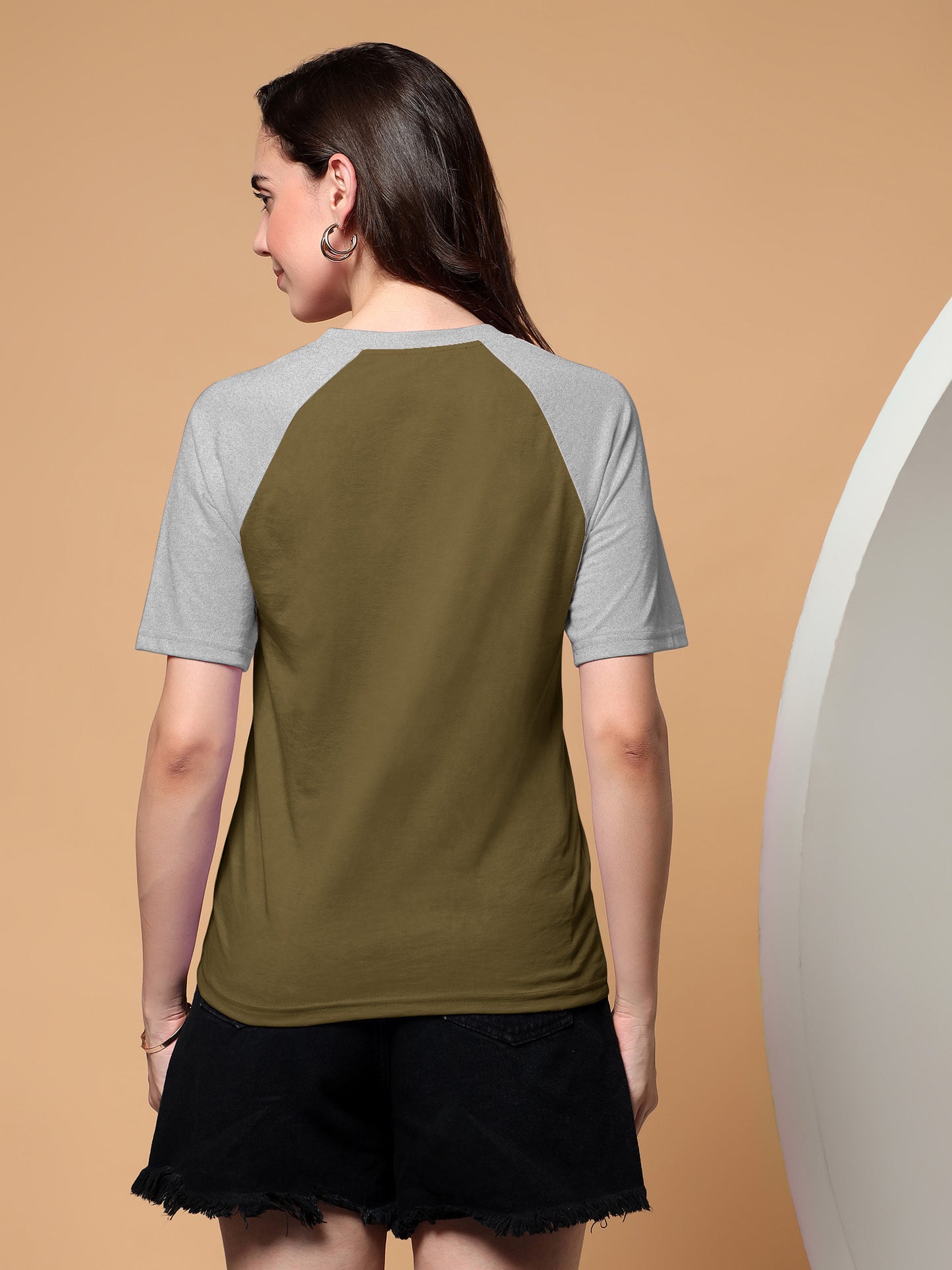 BRINNS Women Solid Raglan Sleeves Round Neck Cotton T-shirt