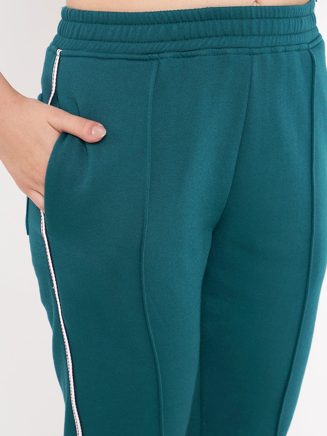 Women Mid-Rise Knitted Sports Track Pant with Pockets