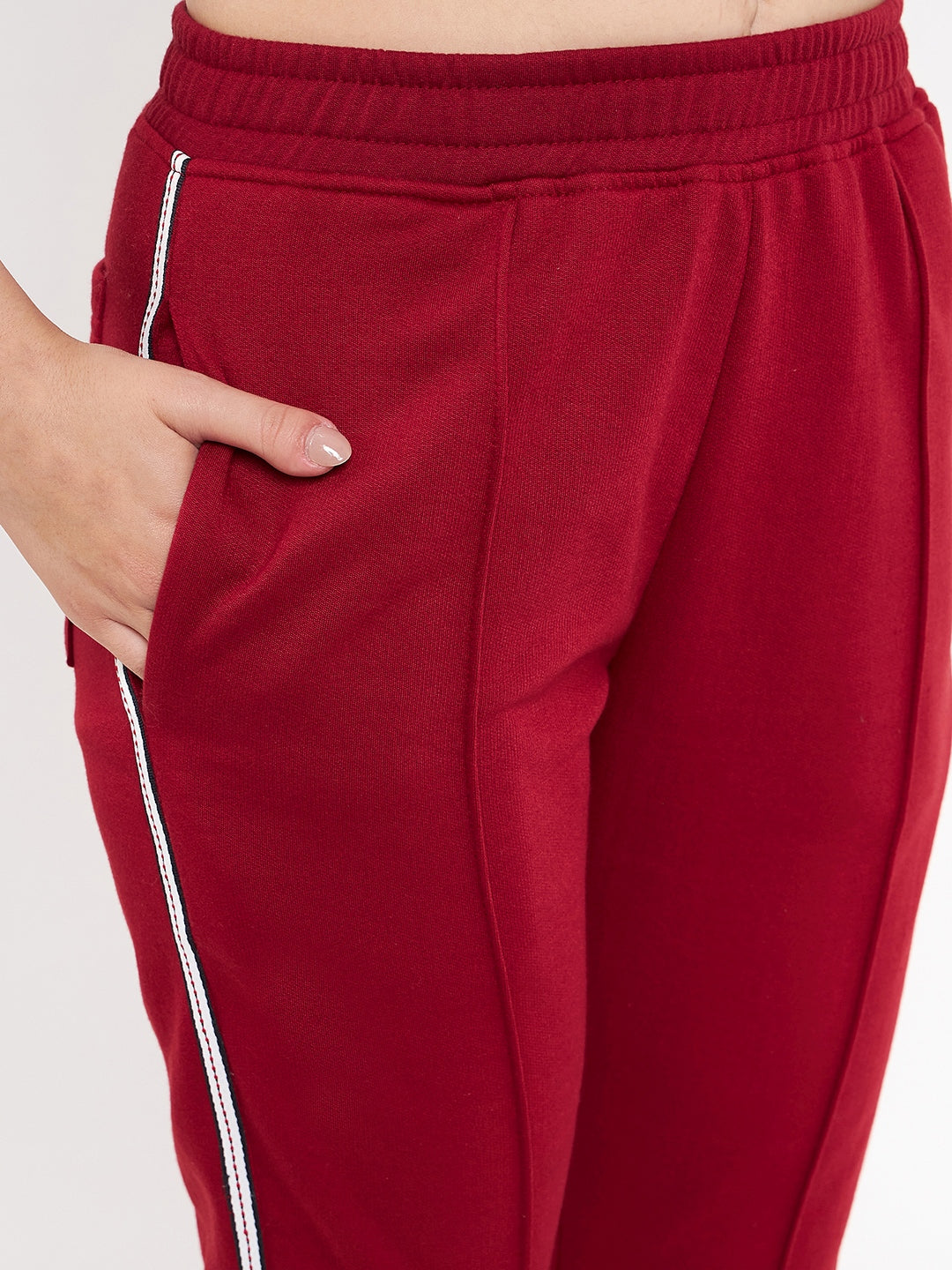 Women Mid-Rise Knitted Sports Track Pant with Pockets