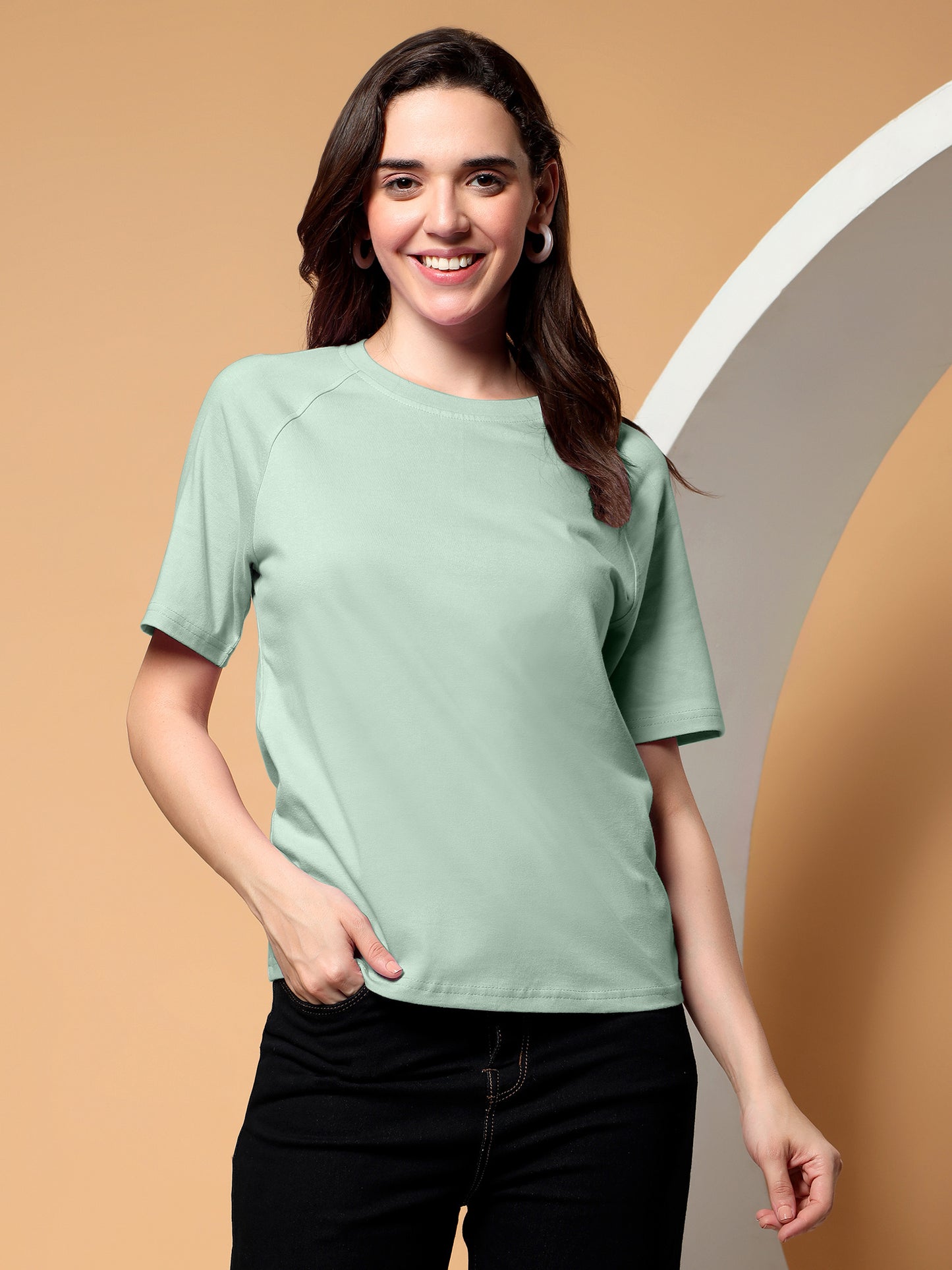BRINNS Women Solid Raglan Sleeves Round Neck Cotton T-shirt