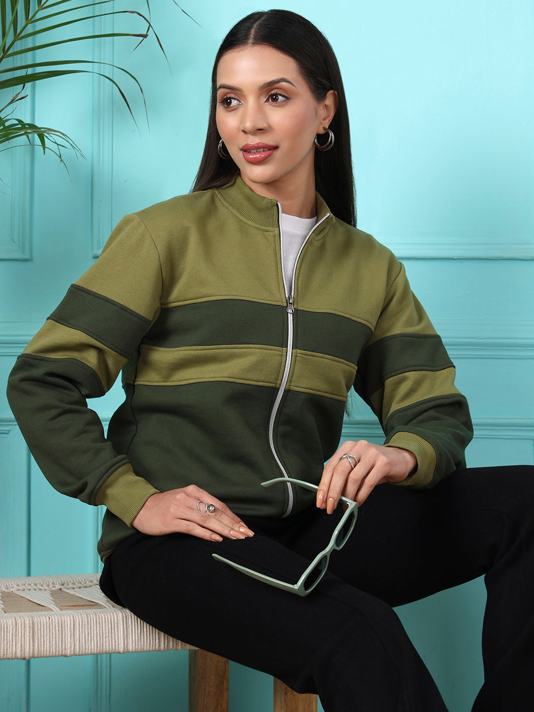 Colourblocked Stand Collar Zip-Up Fleece Jacket
