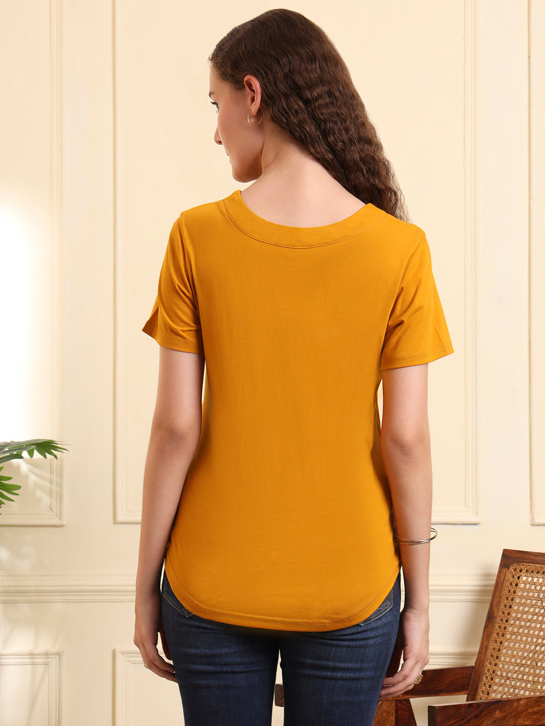 BRINNS Women Solid V-Neck Pure Cotton T-shirt