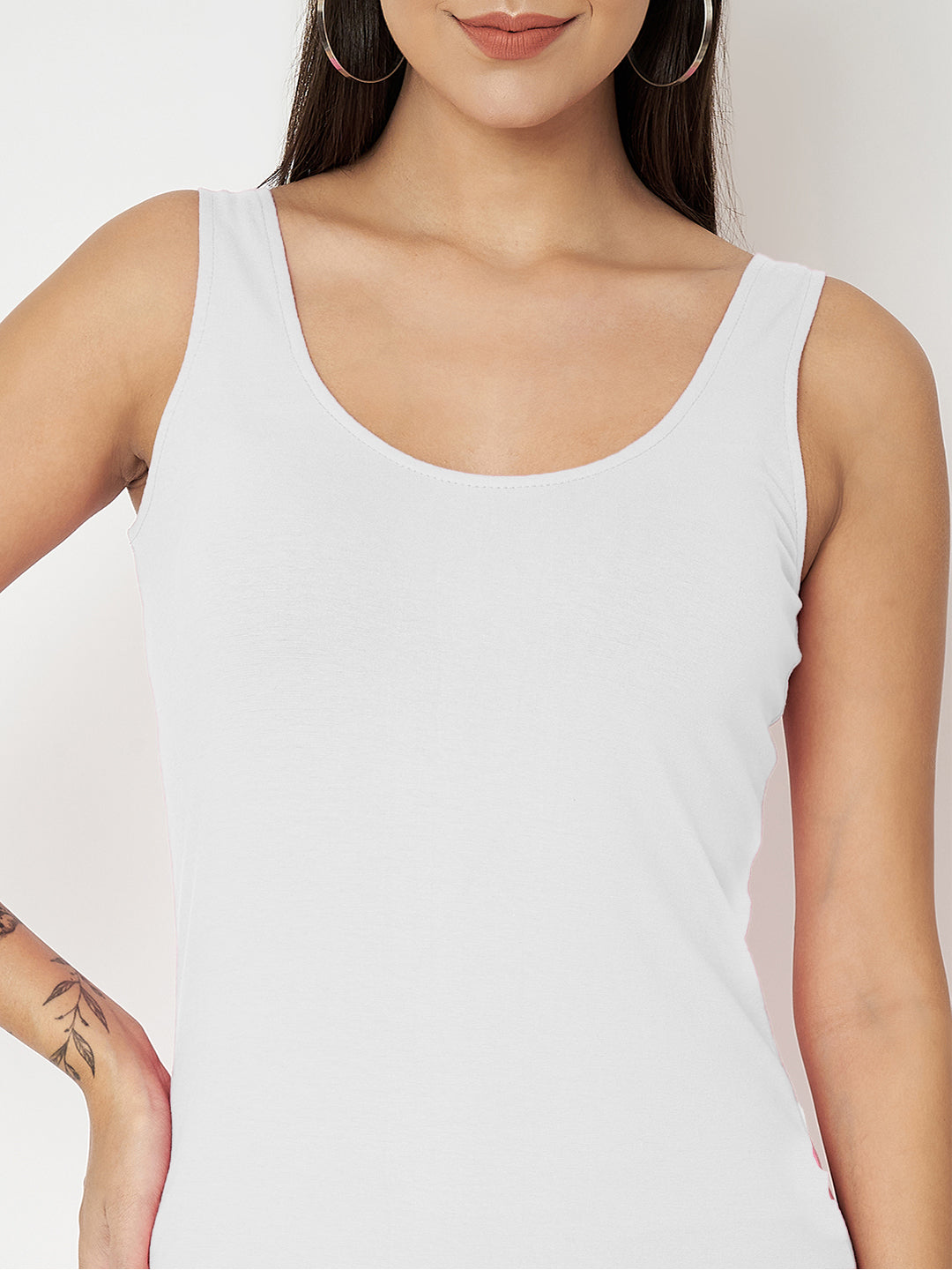 BRINNS Women Scoop Neck Sleeveless bodycon Mini Dress