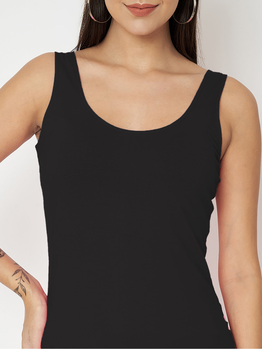 BRINNS Women Scoop Neck Sleeveless bodycon Mini Dress