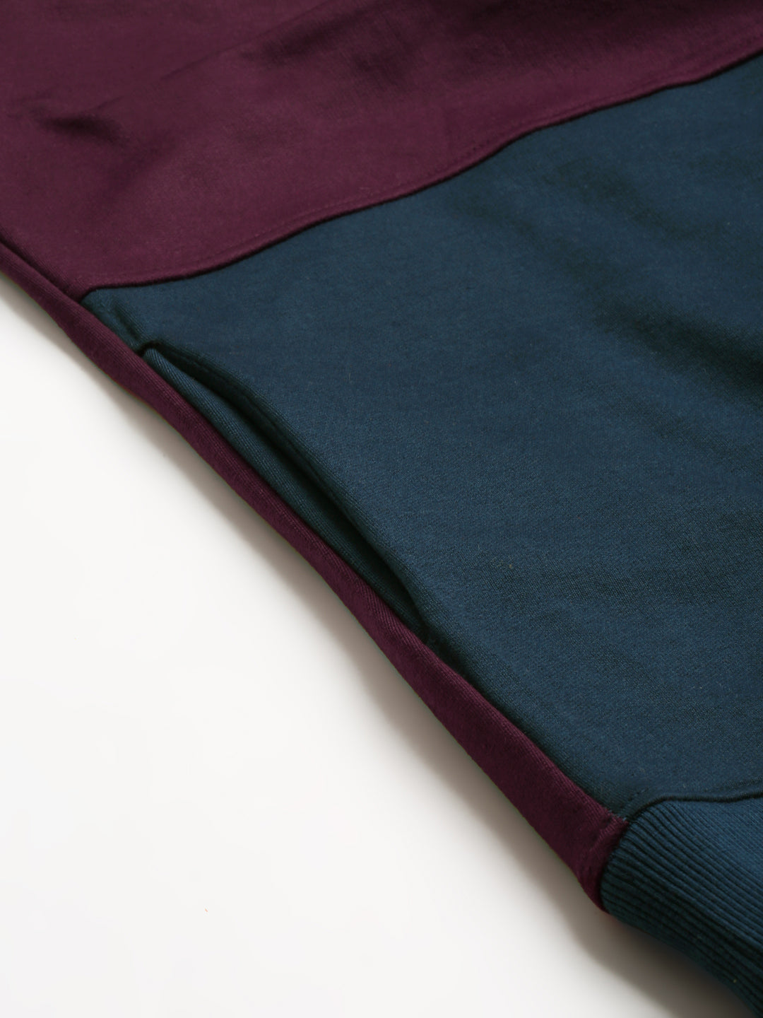 Colourblocked Pullover Sweatshirt