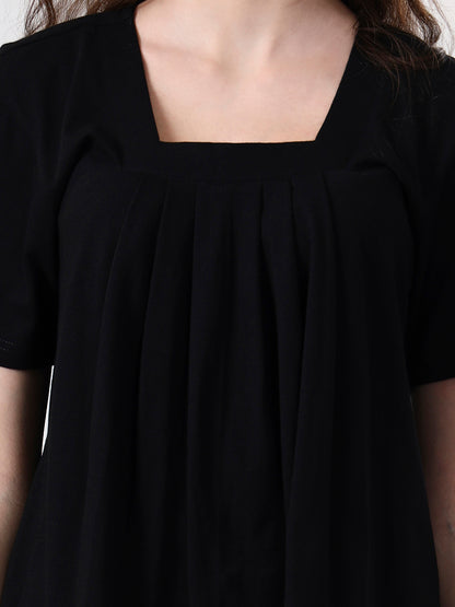 Women Solid Scoop Neck Gathered Top