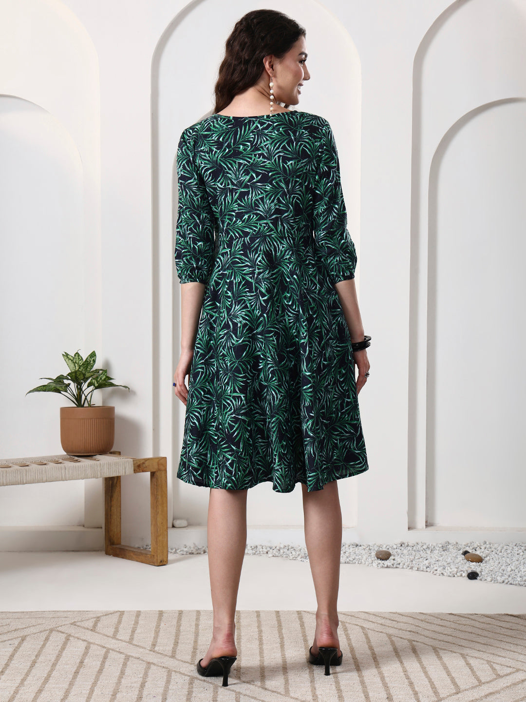 Printed Sleeveless Midi Dress