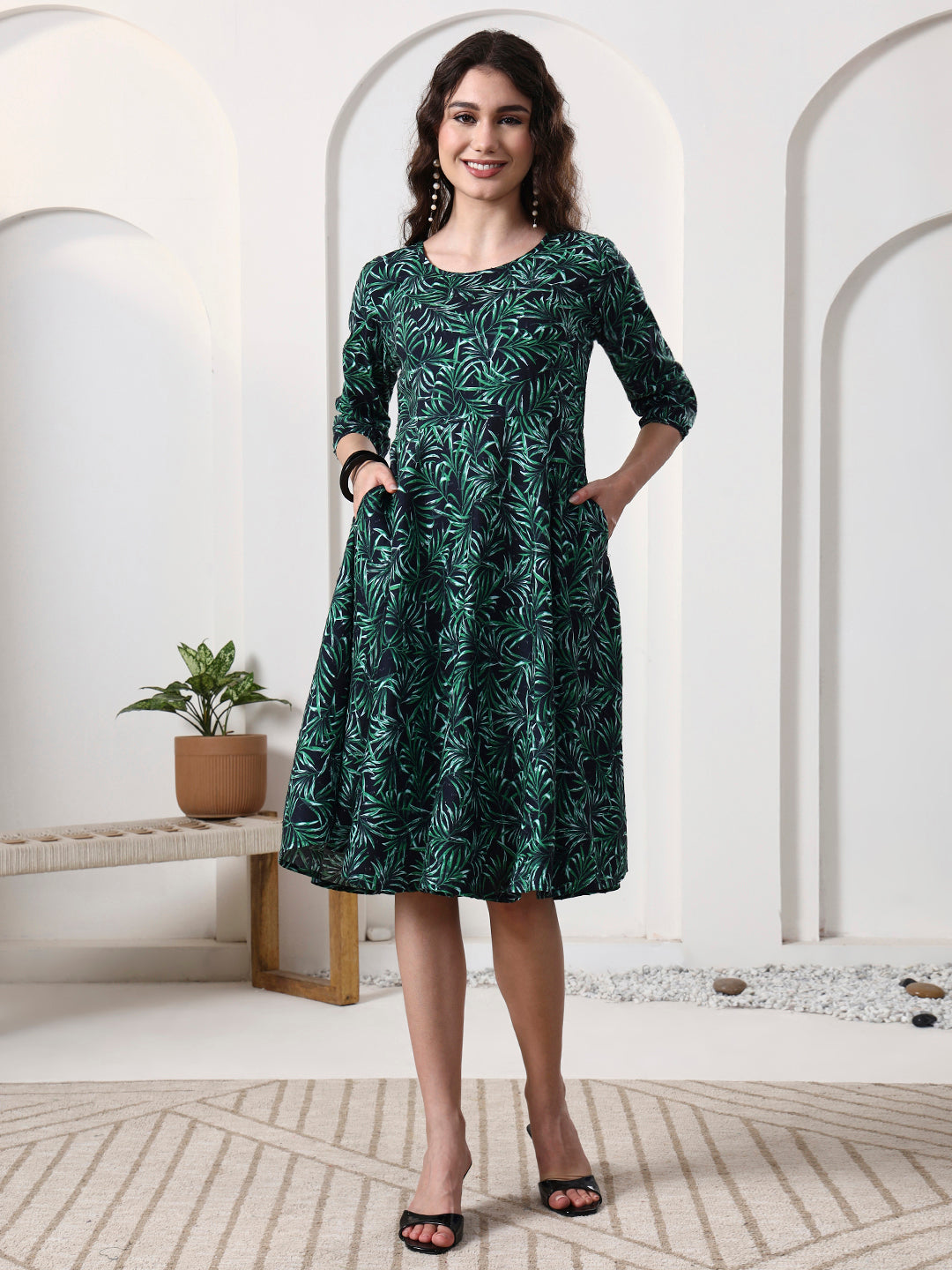 Printed Sleeveless Midi Dress