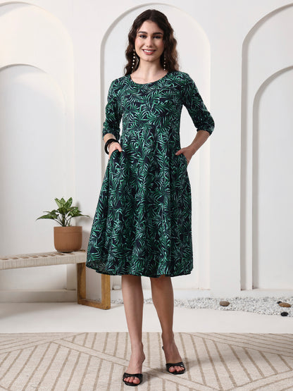 Printed Sleeveless Midi Dress