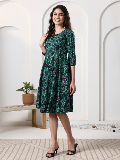 Printed Sleeveless Midi Dress