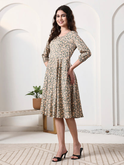 Printed Sleeveless Midi Dress
