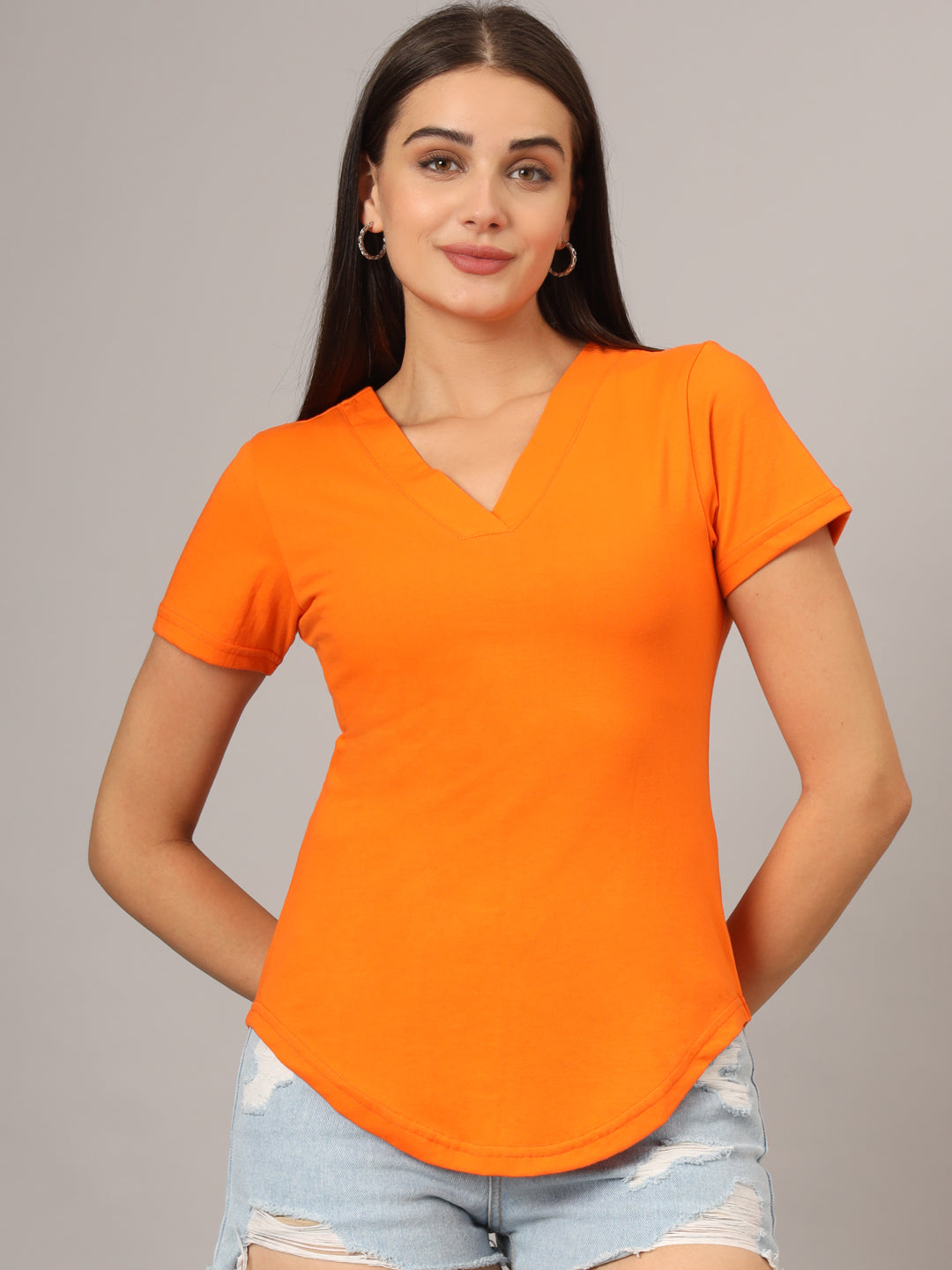 BRINNS Women Solid V-Neck Pure Cotton T-shirt