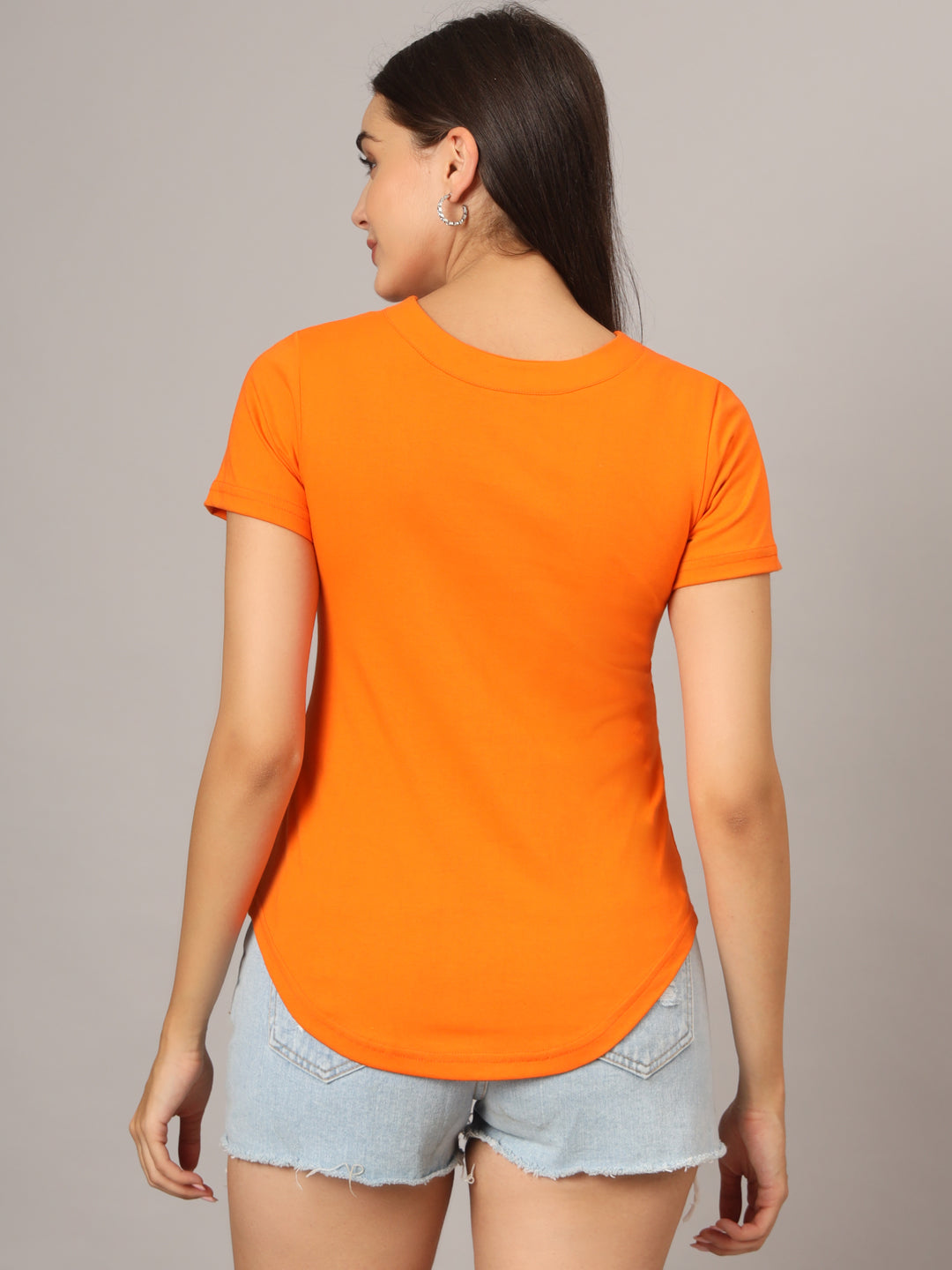 BRINNS Women Solid V-Neck Pure Cotton T-shirt