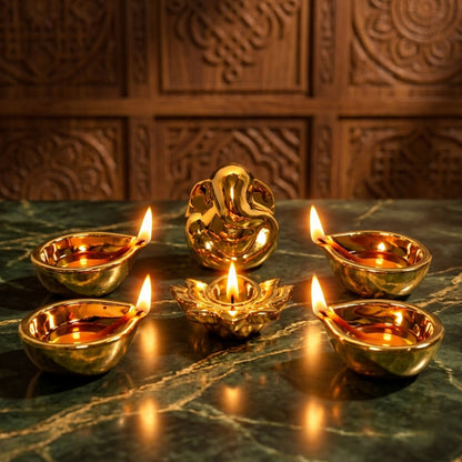 Ceramic Gold Small  Ganesha with 4 Diya with Lotus Diya