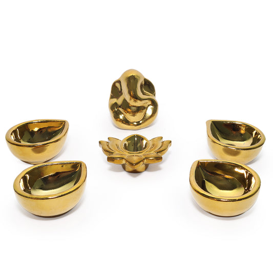 Ceramic Gold Small  Ganesha with 4 Diya with Lotus Diya
