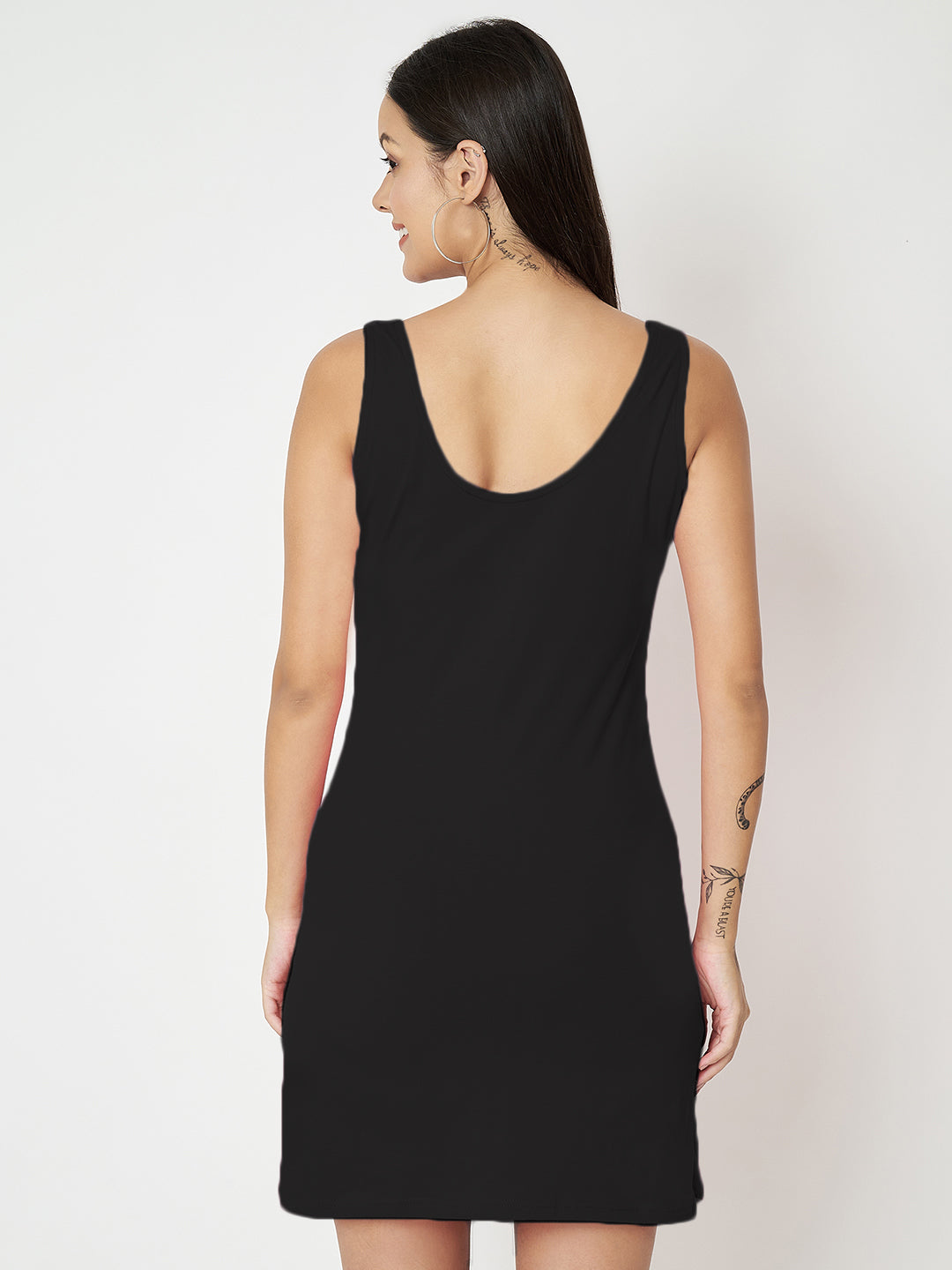 BRINNS Women Scoop Neck Sleeveless bodycon Mini Dress